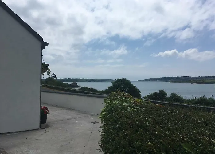 At Youghal Bridge Дом отдыха Dloughtane