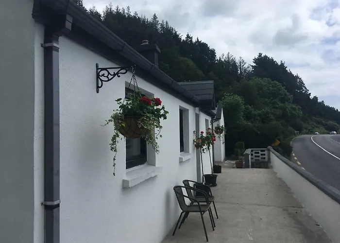 At Youghal Bridge * Dloughtane